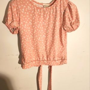 Love Wins womens top size medium